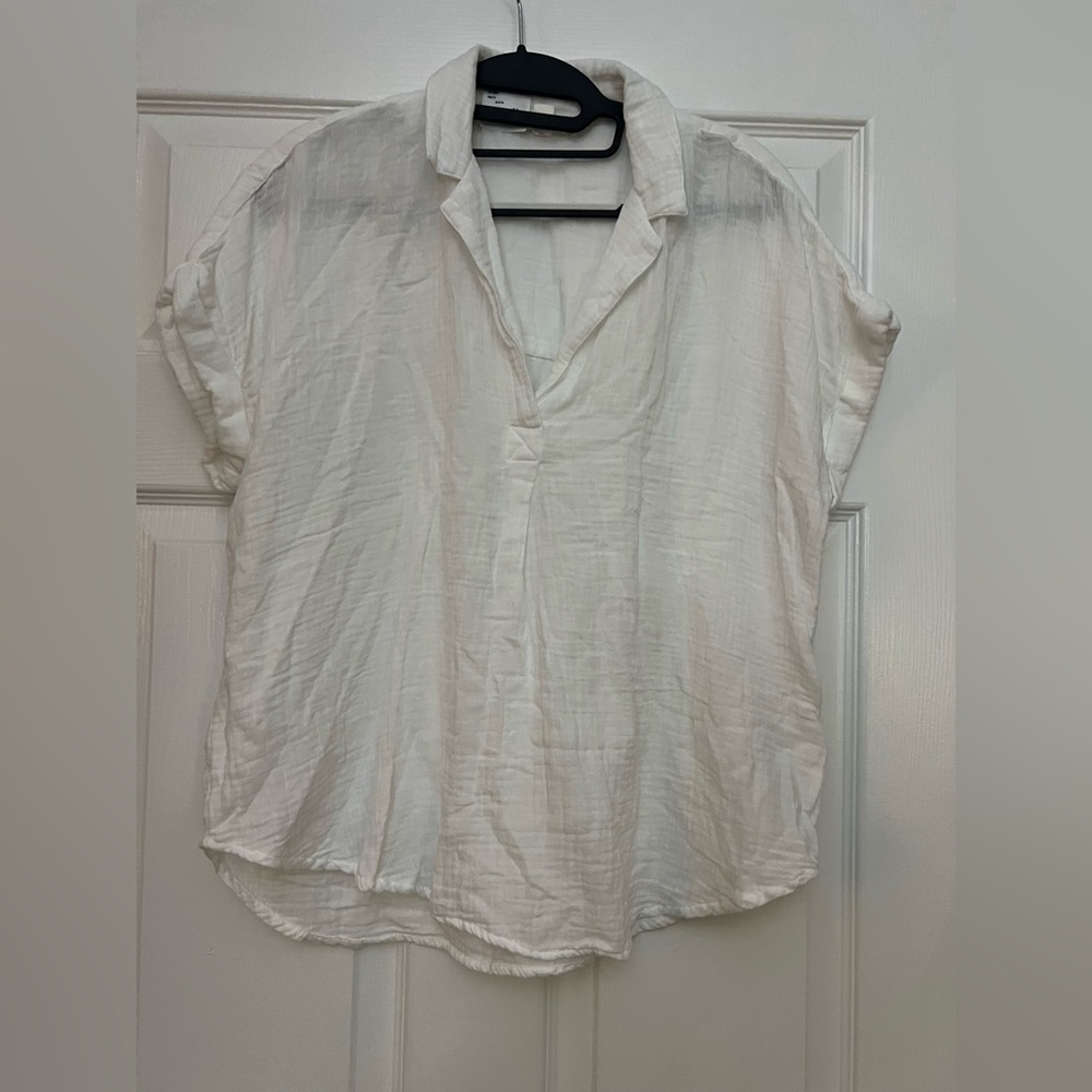 New! White top